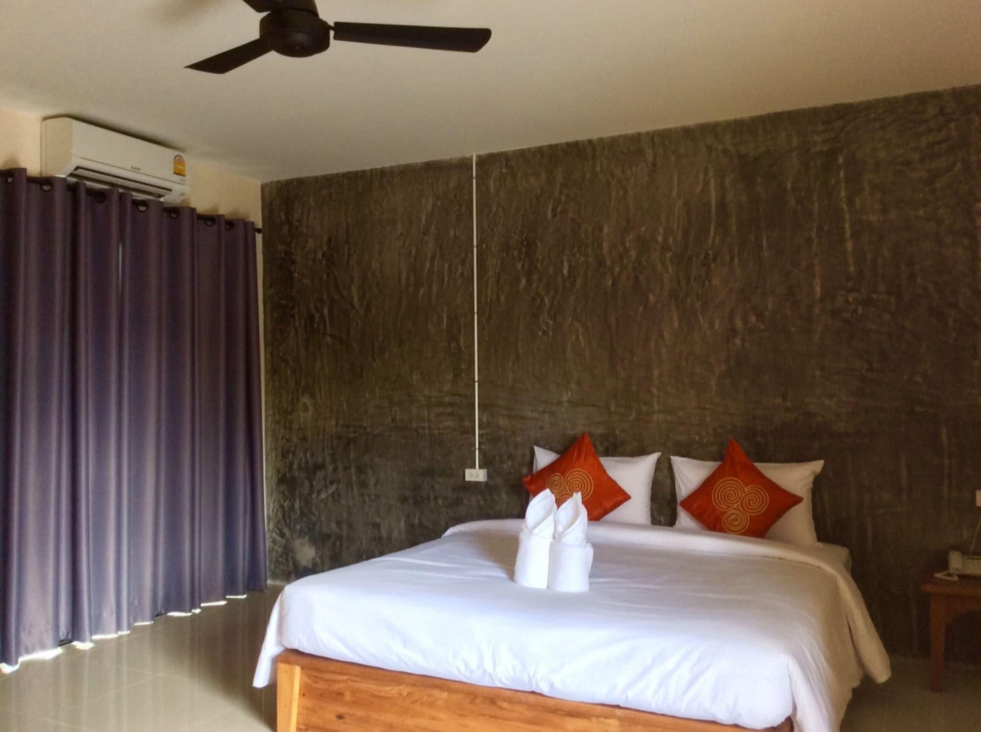 Srisuksant Urban Hotel Ban Nua Khlong Exterior photo